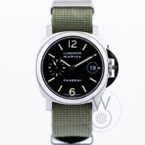 Panerai, 40mm Stainless Steel case, Automatic movement, Date, black dial Pam00048